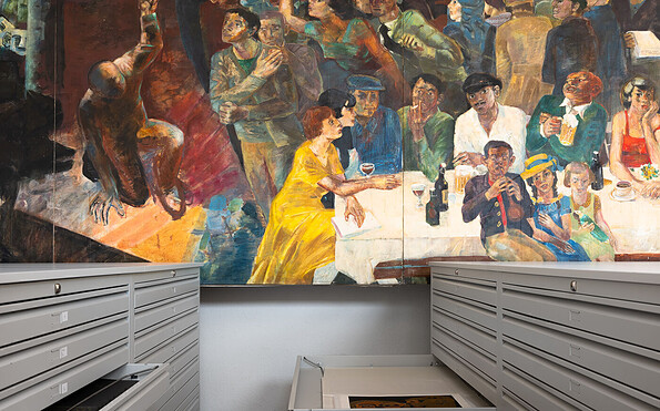 Grafikschränke im Schaudepot Beeskow, Ausschnitt vom Gemälde "Aus dem Leben von Ernst Thälmann" Christian Heinze, Foto: Kevin Fuchs / Museum Utopie und Alltag