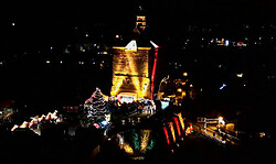 Weihnachtsmarkt am Festungsturm in Peitz: Lichterglanz - Weihnachtsklänge - Handwerkskunst