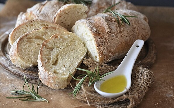 Brot mit Öl, Foto: pixabay, Lizenz: pixabay