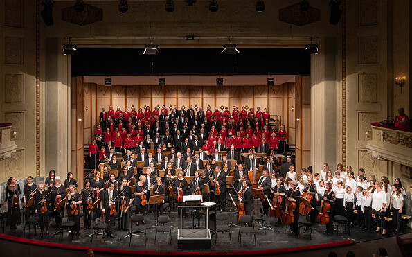 Das Philharmonische Orchester im Großen Haus, Foto: Bernd Schönberger, Lizenz: Brandenburgische Kulturstiftung Cottbus-Frankfurt (Oder)