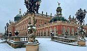 Das Neue Palais im Winter, Foto: Jörg Kirschstein, Lizenz: SPSG