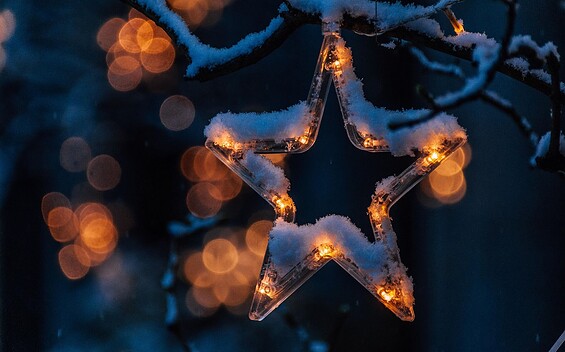 Weihnachtsmarkt am Hangar-312, Foto: wal_172619, Lizenz: auf Pixabay