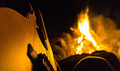 Musik am Lagerfeuer, Foto: Adobe Stock, Lizenz: Amt Burg (Spreewald)