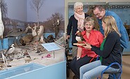 Barrierefreie Führung vor der Freidarstellung Vögeln am Wasser und dem Präparat einer Stockente , Foto: Nadine Quenzel, Lizenz: TMB-Fotoarchiv
