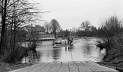 Wanderung durch die Mark Brandenburg, Fähre Geltow - Caputh 1990, Foto: Hildegard Ochse, Lizenz: Benjamin Ochse