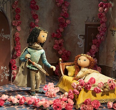 Dornröschen, nachempfundenes Set mit Originalfiguren, Foto: Rolf Hofman, Lizenz: DIAF