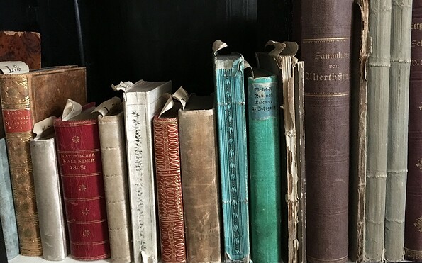 Aus der Biblothek der Königin Luise in Paretz, Foto: Schlossbereichsleitung Paretz, Lizenz: SPSG