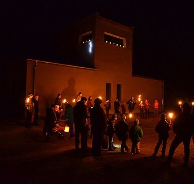 Abenteuer bei Nacht - Fackelwanderung durch das Wildgehege