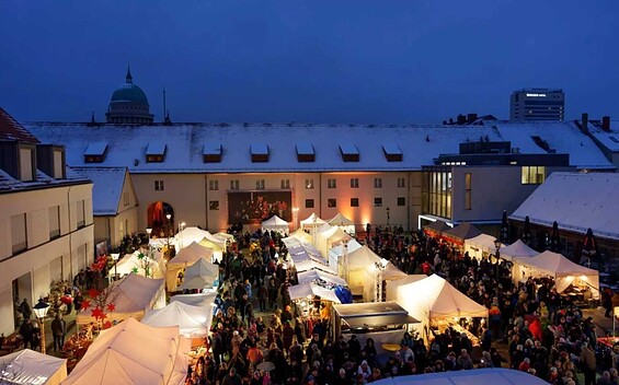Polnischer Weihnachtsmarkt in Potsdam, Foto: Kristina Tschesch, Lizenz: BKG