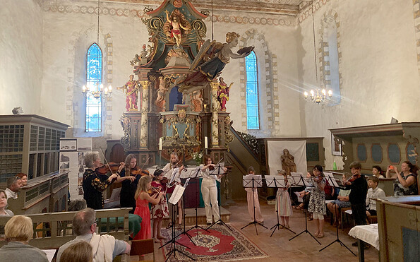 Musikschulen öffnen Kirchen, Foto: Bettina Locklair, Lizenz: Förderverein Flemsdorfer Kirche e. V.