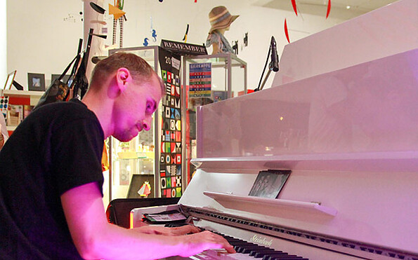 Foto: museum Fluxus+, Lizenz: rotschwarz design