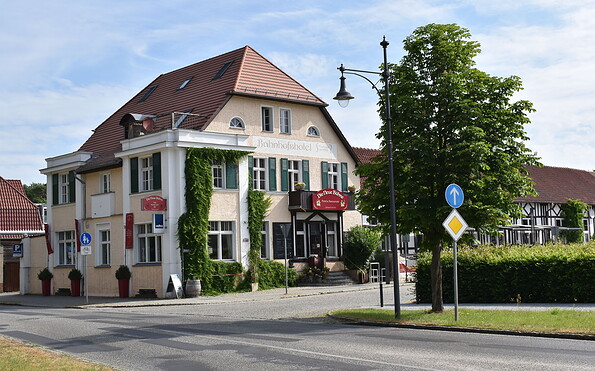 Bahnhofshotel Die Neue Bühne, Foto: Tourismusverein Scharmützelsee, Lizenz: Tourismusverein Scharmützelsee
