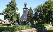 Kirche Schenkendorf, Foto: Petra Förster, Lizenz: Tourismusverband Dahme-Seenland e.V.