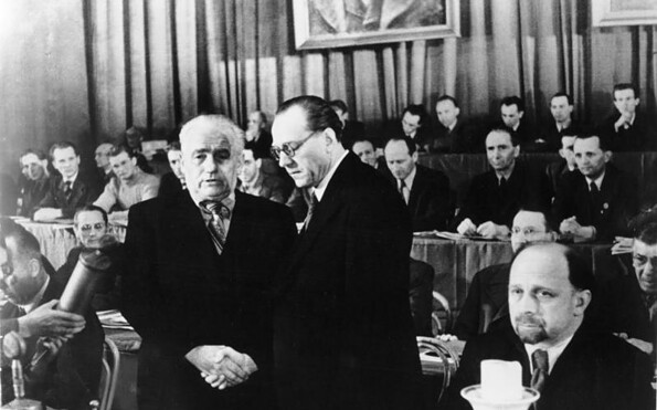 Foto: Fotograf: Pisarek Abraham, Lizenz: © Bundesarchiv, Bild 183-W0910-305 CC-BY-SA 3.0