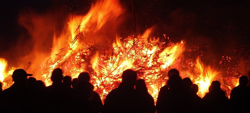 Osterfeuer Linow