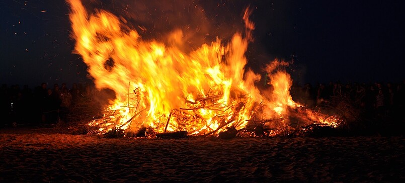 Osterfeuer Kagar