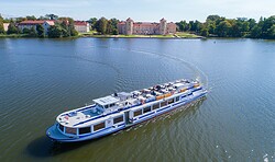 Karfreitagsschifffahrt mit Unterhaltung Rheinsberg