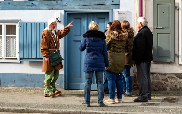 Müllroser Stadtspaziergang mit dem Milorad, Foto: Lutz Boltz, Lizenz: Haus des Gastes Müllrose