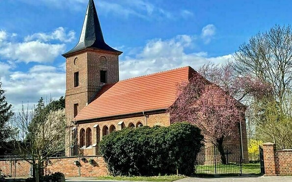 Kirche Döberitz, Foto: Silke Ebner, Lizenz: privat