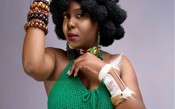 Mary Anibal in concert