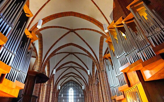 Zwischen Liturgie und Weltausstellung