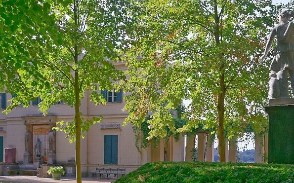Park Glienicke, Blick auf das Casino, Foto: PMSG, SPSG, Lizenz: André Stiebitz