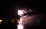 Havel im Flammen / Schiffskorso, Foto: Jens Schröder, Lizenz: Weisse Flotte Potsdam GmbH