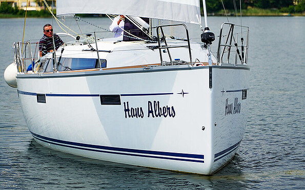 Mitsegeln auf einer 10 Meter Segelyacht in Brandenburg auf dem Scharmützelsee, Foto: Steffen Lelewel, Lizenz: AHOI Mitsegeln