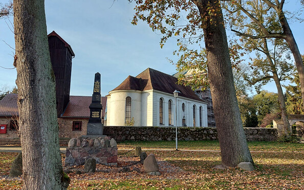 Dorfkirche Klein-Mutz, Foto: Grit Kutsch, Lizenz: Tourist-Information Zehdenick