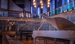 Konzert für Klavier zu zwei und vier Händen sowie für zwei Klaviere