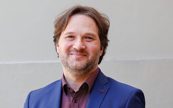 Ingar Solty: Der neue postliberale Kapitalismus und wie er die Welt und Deutschland im Innern verändert