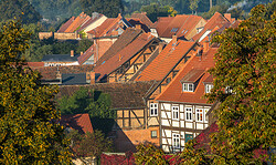 Von Haus zu Haus - Geschichten hinter alten Gemäuern