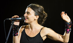 Stadtpicknick und Chansons mit Caroline du Bled & scorbüt