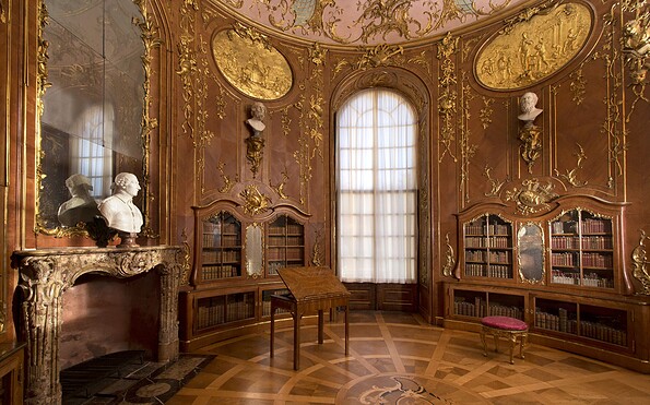 Schloss Sanssouci, Bibliothek Friedrichs II., Foto: Leo Seidel, Lizenz: SPSG