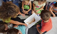 Zeichnung und Kinder, Foto: Jana Kühn, Lizenz: Klingendes Gut GbR