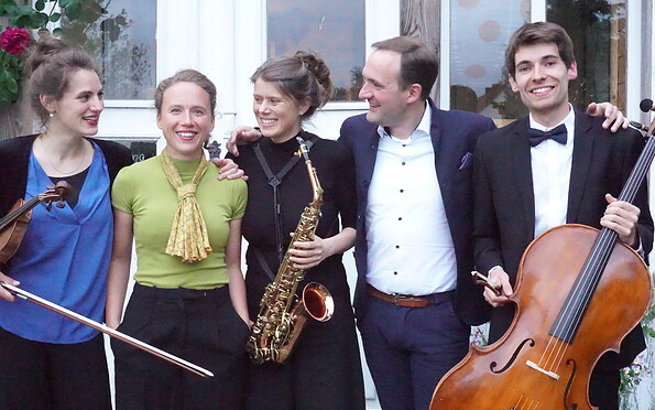Ensemblefoto, Foto: Marcel Pilz, Lizenz: Klingendes Gut GbR