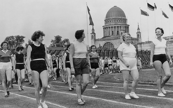 Foto: DFB-Sportfest im ETS, 1959 © Potsdam Museum, FS1182, Foto Herbert Dörries