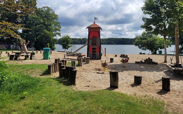 Badewiese Eichwalde, Foto: Norman Siehl, Lizenz: Tourismusverband Dahme-Seenland e.V.