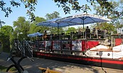 Theaterschiff Potsdam / Schlepp-Lastkahn Sturmvogel