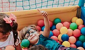 Kinder Spielen, Foto: Unsplash, Lizenz: Unsplash