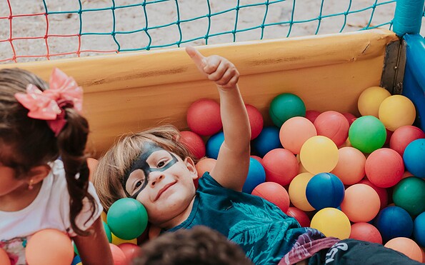 Kinder Spielen, Foto: Unsplash, Lizenz: Unsplash