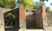 Foto: Kvikk (https://commons.wikimedia.org/wiki/File:Bernau_bei_Berlin_Stadtmauer_(6).JPG), Lizenz: Kvikk (https://commons.wikimedia.org/wiki/File:Bernau_bei_Berlin_Stadtmauer_(6).JPG)