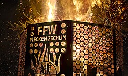 Halloweenfeuer Flecken Zechlin