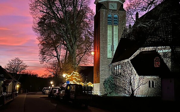 Kirche Kagar, Foto: Sabine Seeger